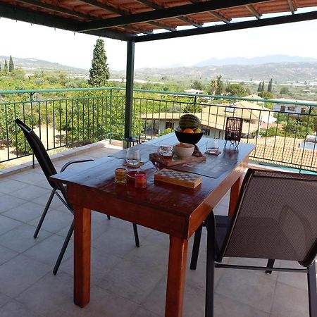 Triζin Apartment Galatas  Exterior photo